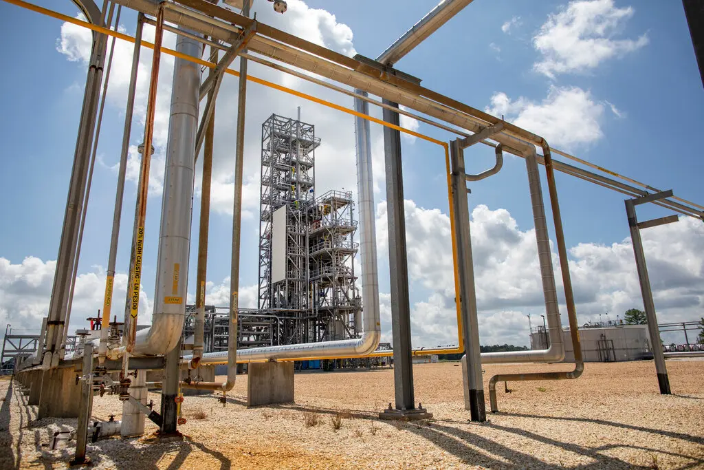 Equipment to reduce PFAS and greenhouse gas emissions at a Chemours site in Fayetteville, N.C.